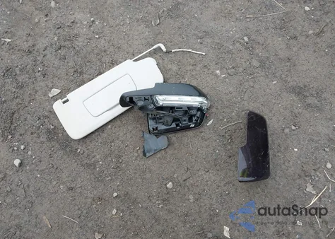 2021 Chevrolet Traverse Awd Lt Leather z USA, uszkodzony, nr VIN 1GNEVHKWXMJ209938